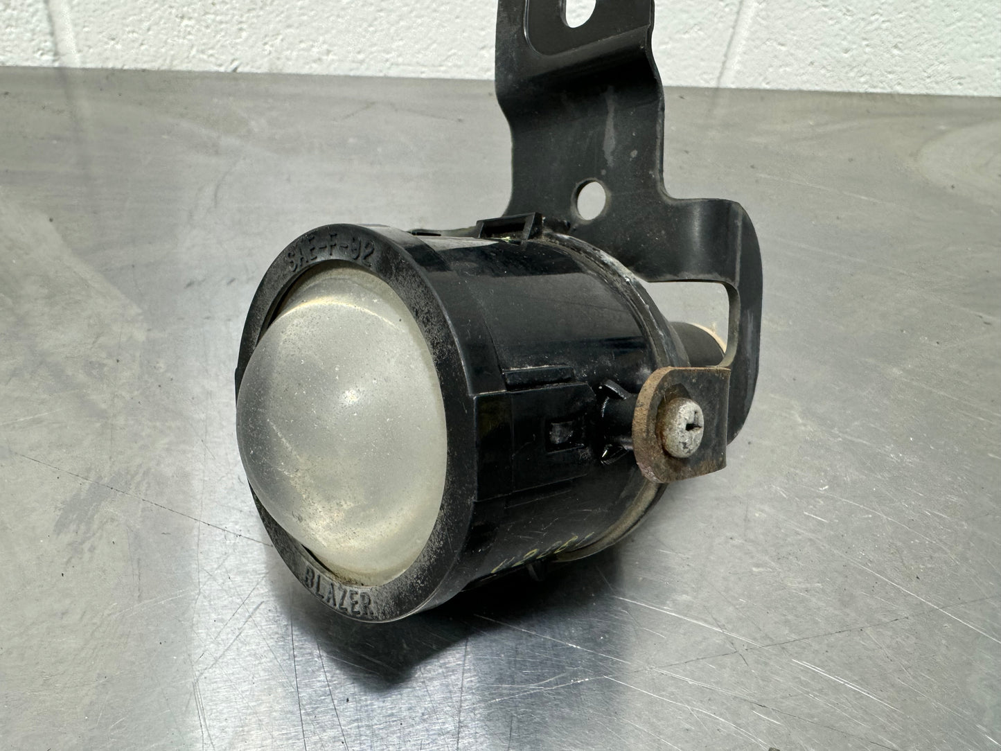 1997-2004 CORVETTE C5 OEM RH FOG LIGHT 10281936 24-03