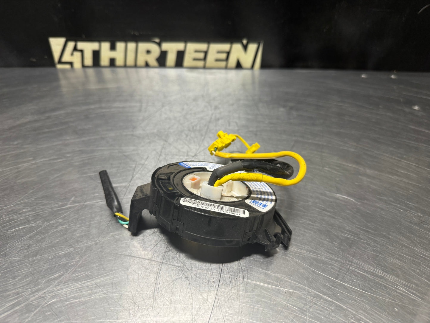 01-02 CADILLAC ESCALADE CLOCK SPRING 26088320 OEM #N304