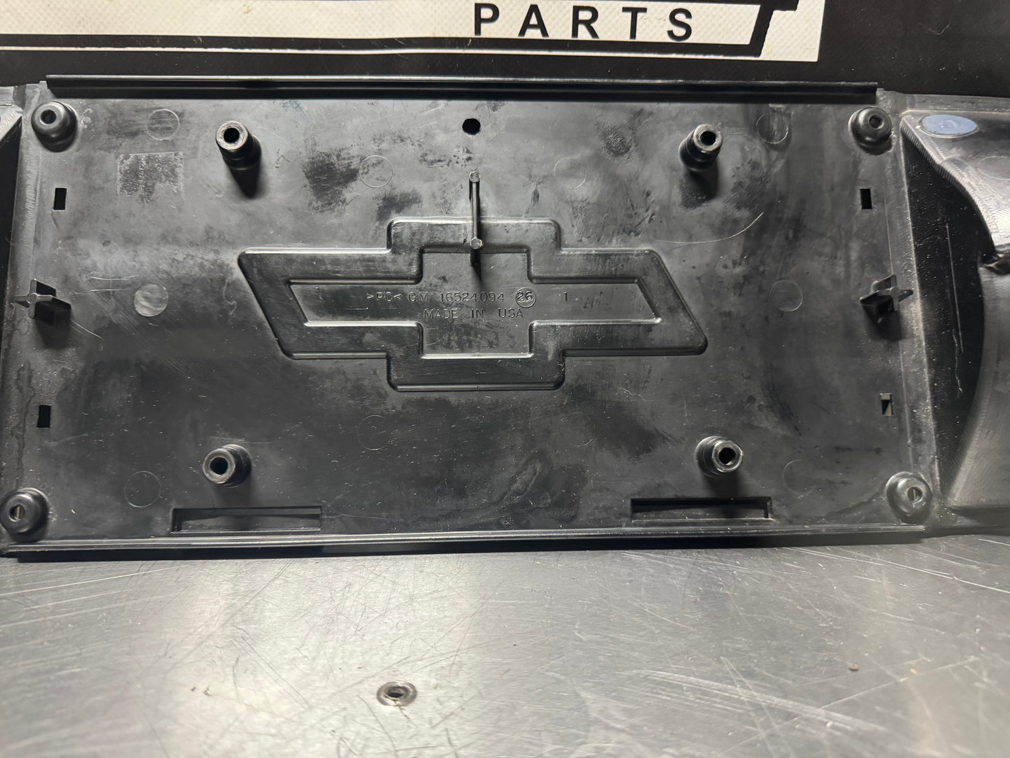 1997-2004 CORVETTE C5 REAR LICENSE PLATE BRACKET 16524094 #N105