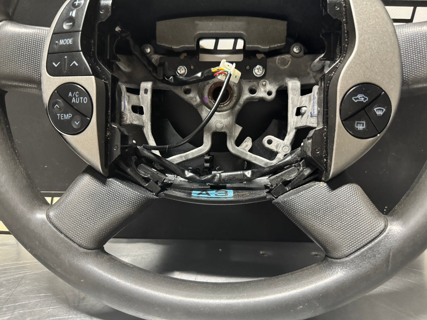 2008 TOYOTA PRIUS STEERING WHEEL OEM #N134