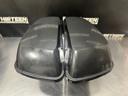 2010 HARLEY DAVIDSON STREET GLIDE SADDLE BAGS OEM #N334