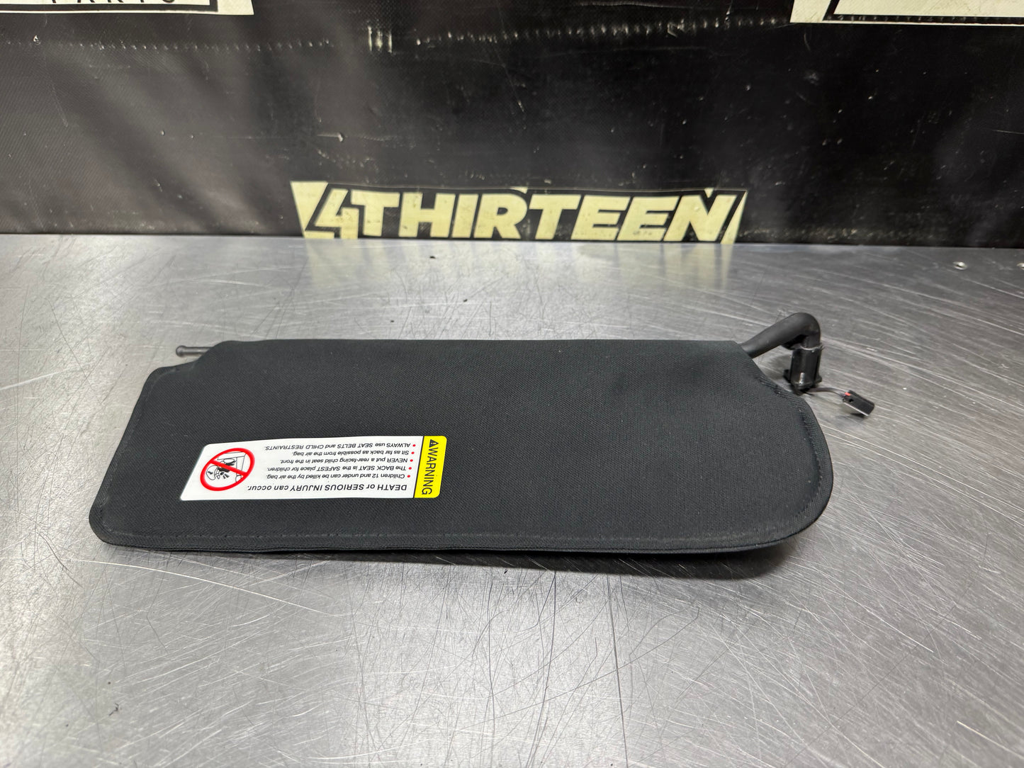 97-04 C5 DRIVER SIDE SUN VISOR VANITY #N749