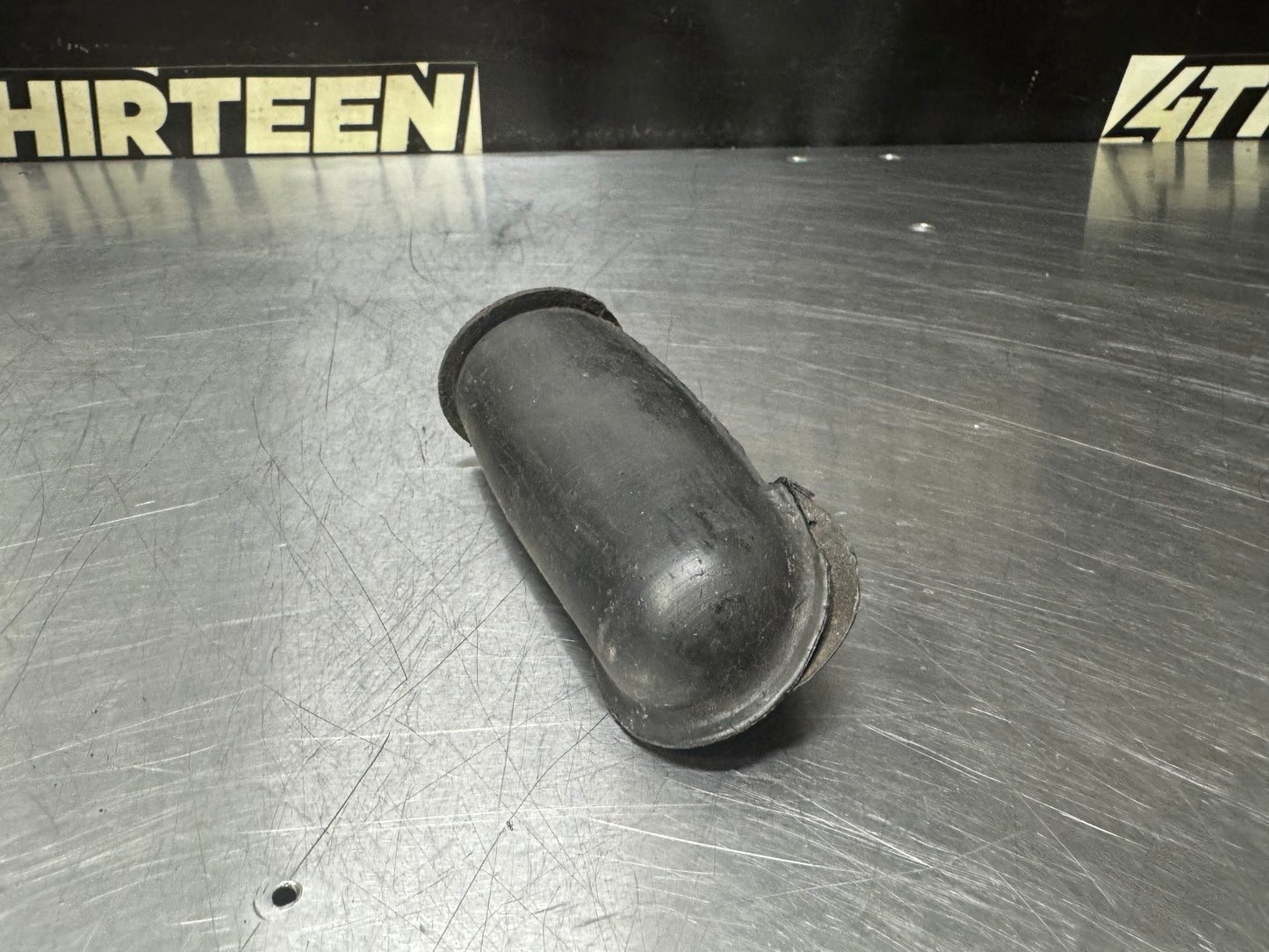 97-04 C5 CORVETTE COWL DRAIN TUBE RUBBER SEAL OEM #N340