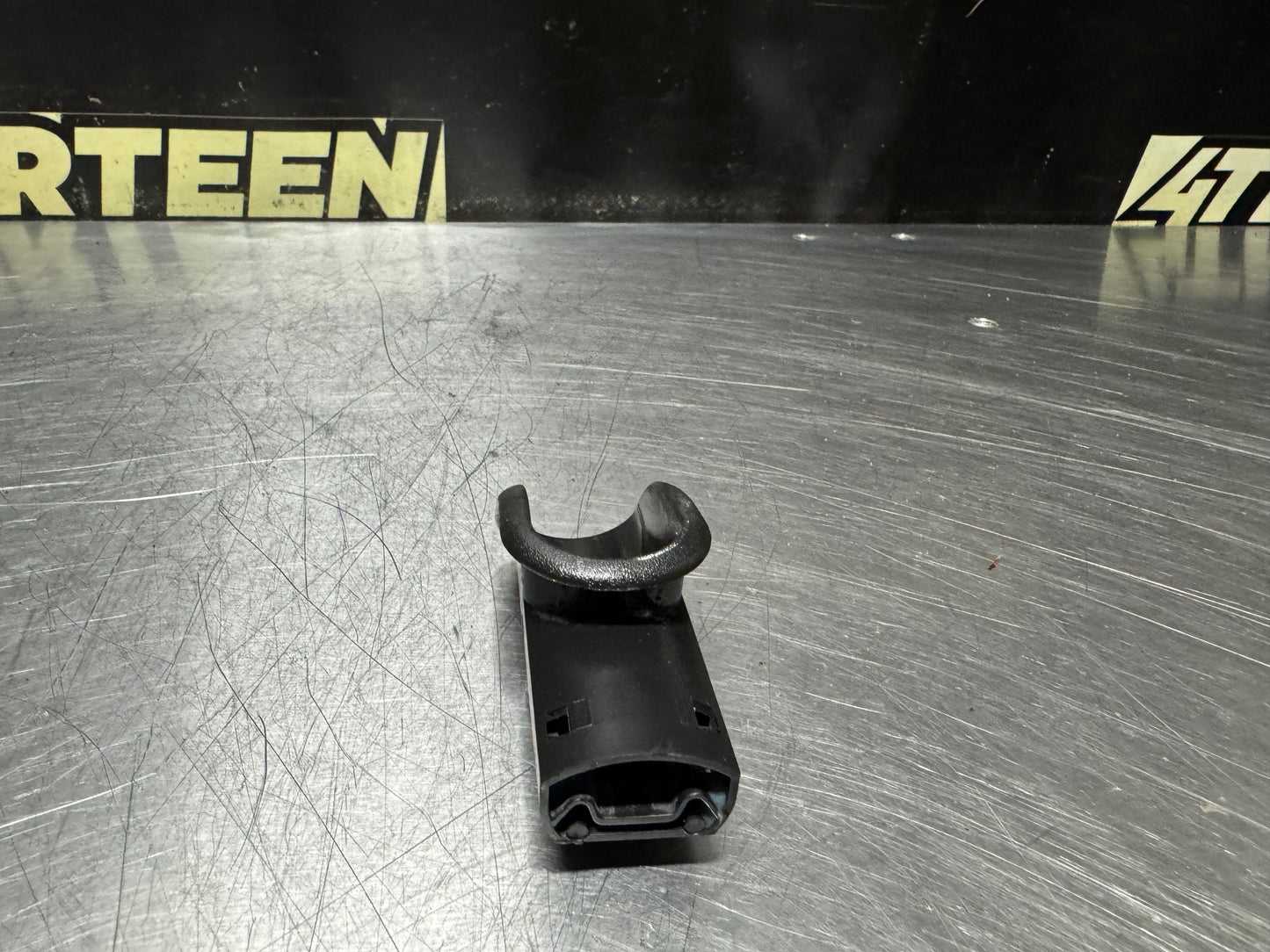 04-06 PONTIAC GTO OEM LH RH INTERIOR DOOR LOCK KNOB PULL OEM 92056808 #N776