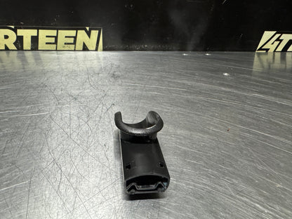 04-06 PONTIAC GTO OEM LH RH INTERIOR DOOR LOCK KNOB PULL OEM 92056808 #N776