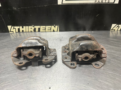 98-02 CHEVROLET CAMARO LS1 MOTOR MOUNT CORE PAIR OEM #N314