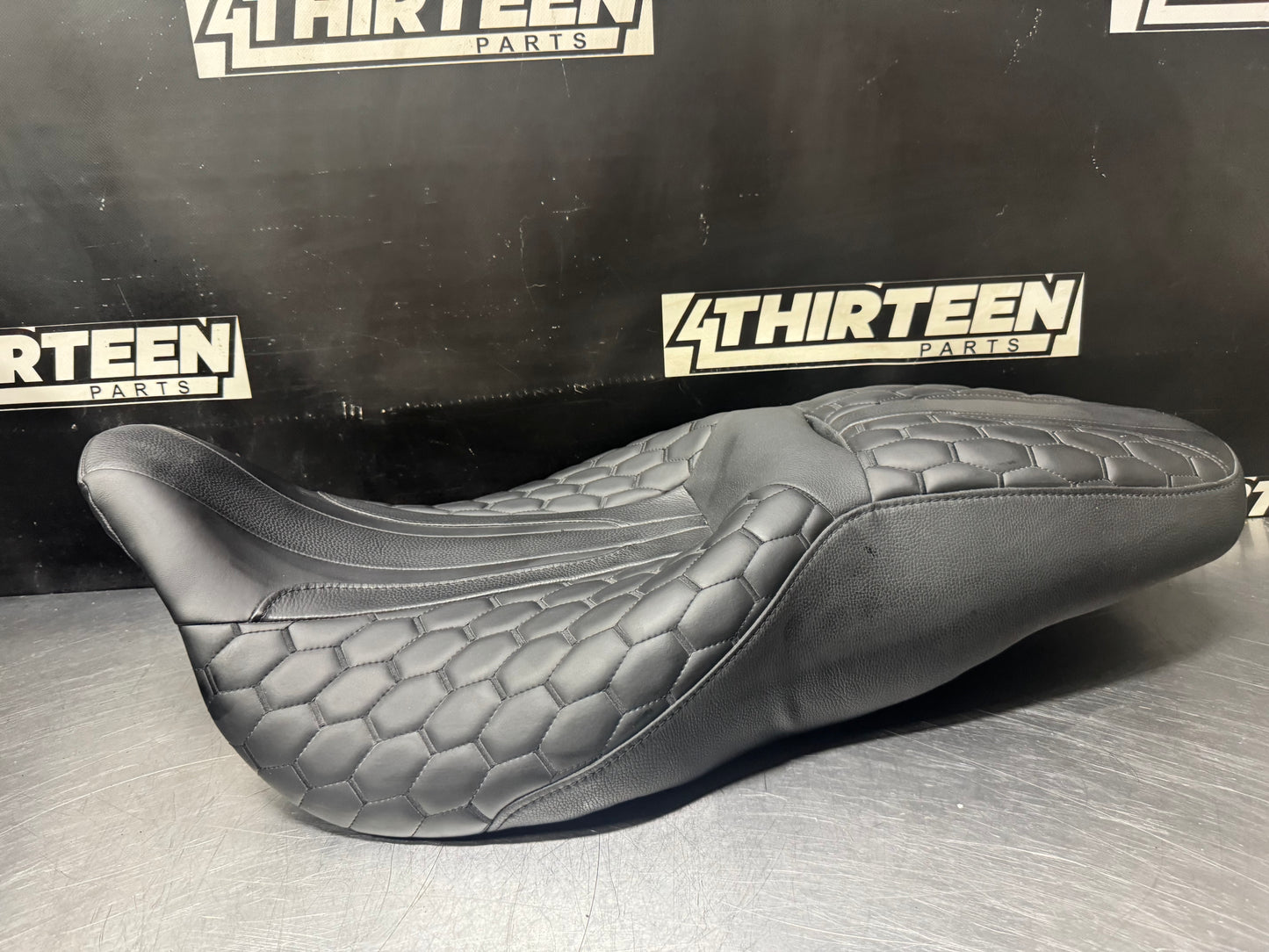 2010 HARLEY DAVIDSON STREET GLIDE C.C. RIDER SEAT S03  #N331