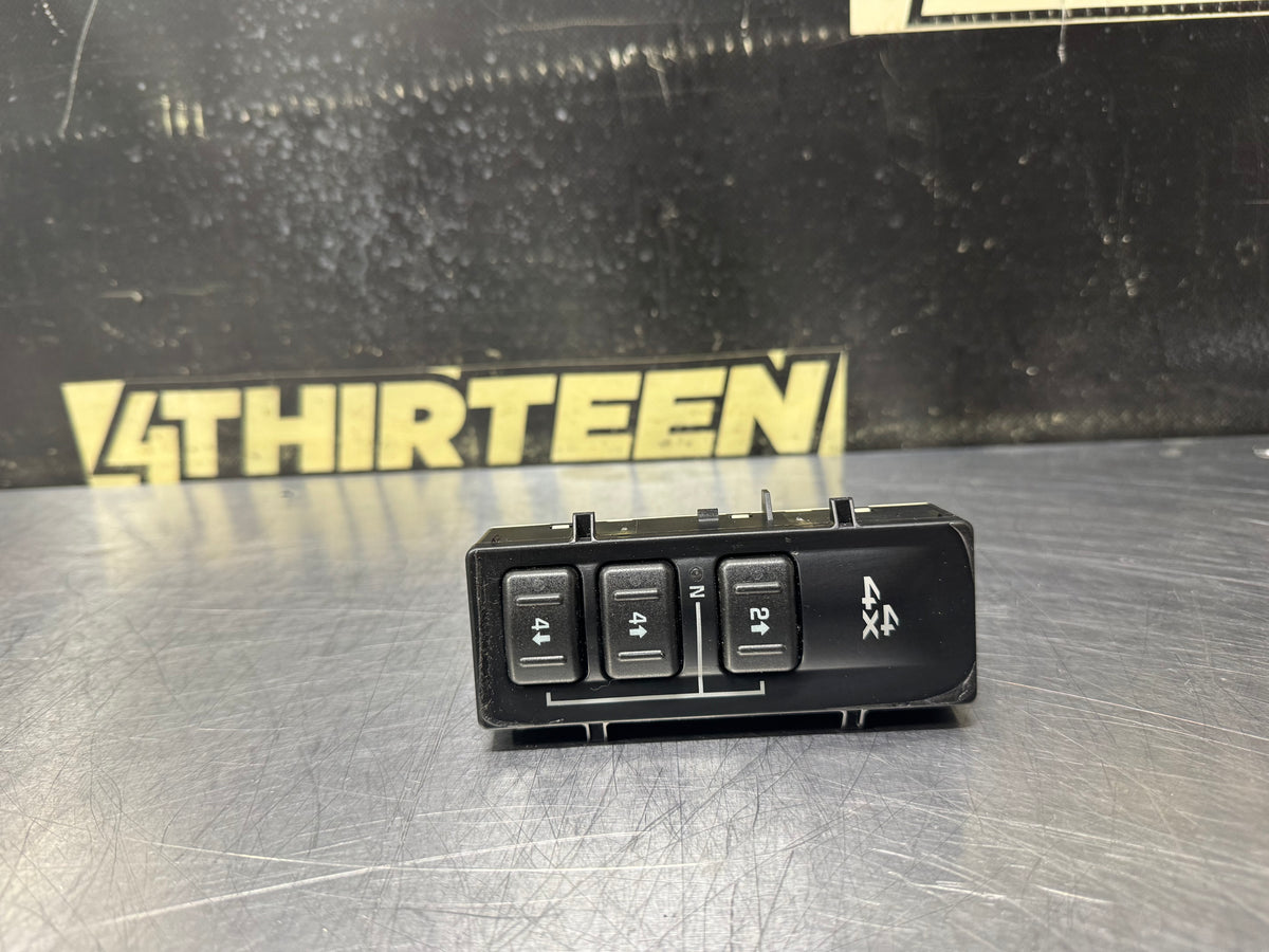 03-06 CHEVY SILVERADO 4WD SWITCH 15164519 OEM #X38