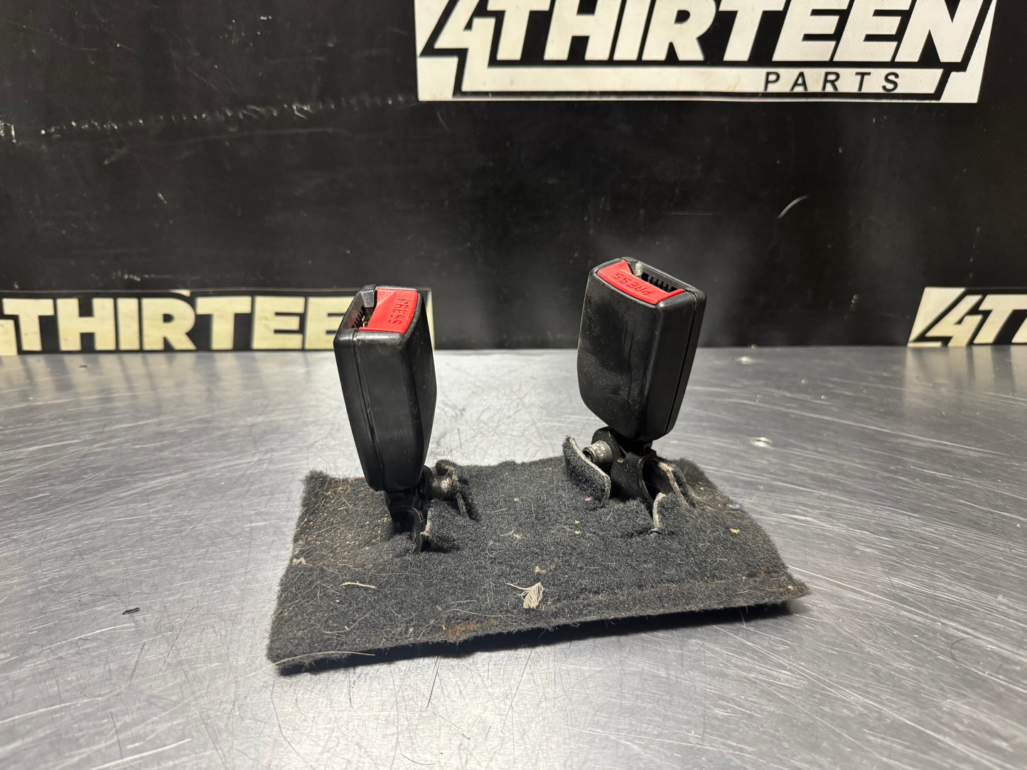 04-06 PONTIAC GTO REAR SEAT BELT RECEIVERS OEM #N296