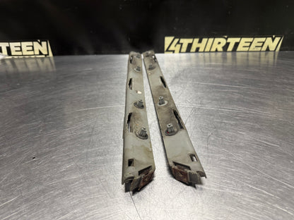 04-06 PONTIAC GTO LH RH SIDE UPPER REAR BUMPER BRACKET GUIDES OEM #N681