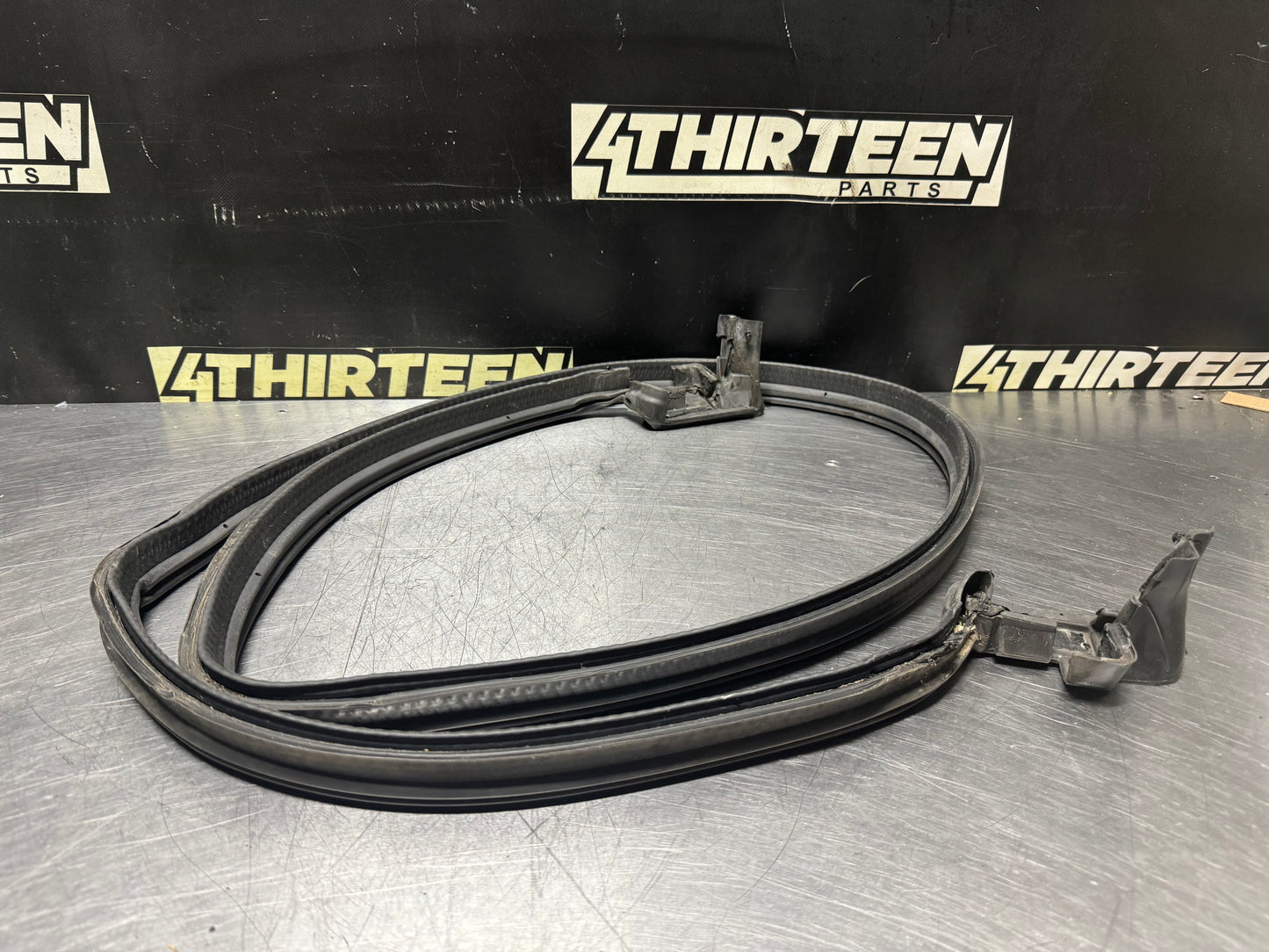 1997-2004 CORVETTE C5 CONVERTIBLE TOP TRUNK SEAL OEM #N514