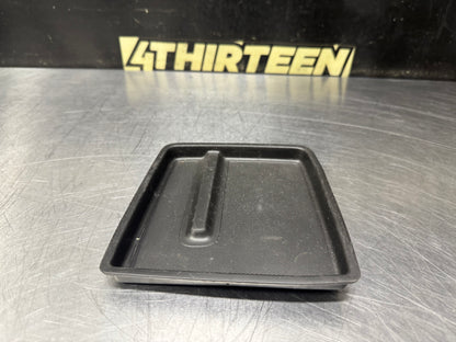 10-15 CHEVROLET CAMARO CENTER CONSOLE BEZEL RUBBER MAT 92216339 OEM #N972