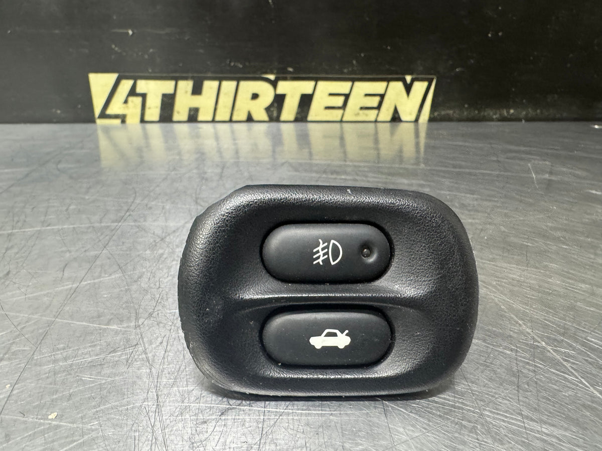 97-04 C5 CORVETTE FOG LIGHT TRUNK RELEASE BUTTON SWITCH 12135155 USED OEM #N934