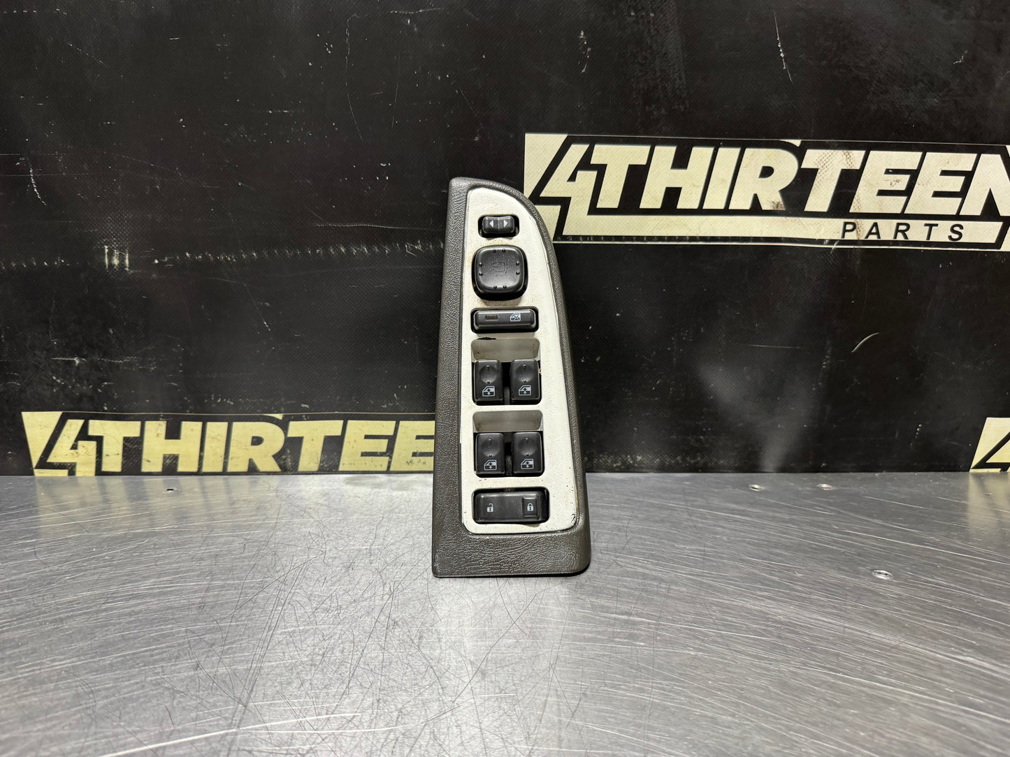 03-07 CHEVY SILVERADO 1500 LH DRIVER MASTER WINDOW SWITCH 10398565 OEM #N757