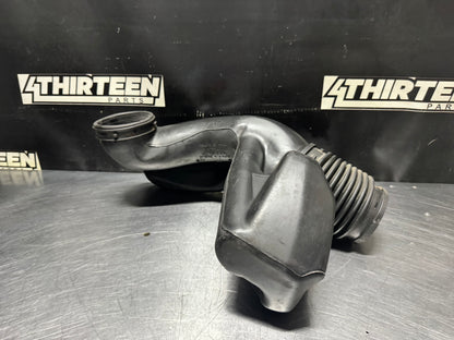 03-06 CHEVY SILVERADO GMC SIERRA AIR INTAKE DUCT TUBE 15679060 OEM #N442