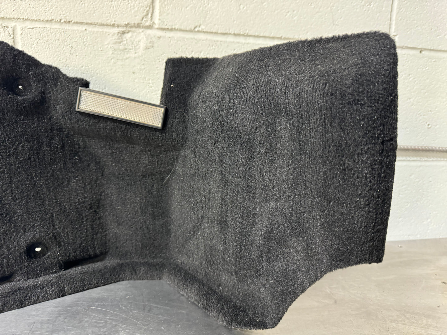 1997-2004 CORVETTE C5 LH DRIVER SIDE REAR CONVERTIBLE CARGO CARPET 10409818