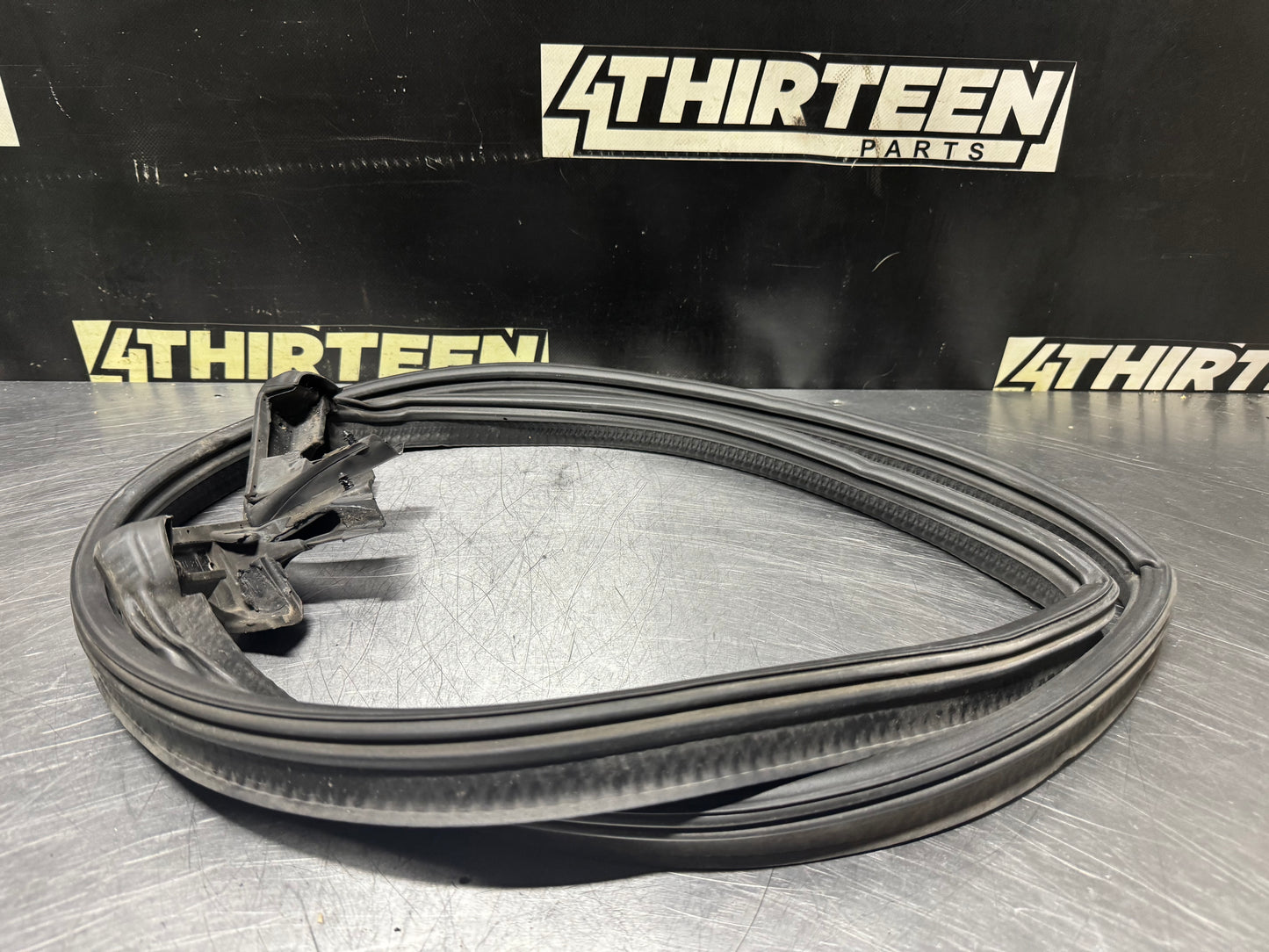 1997-2004 CORVETTE C5 CONVERTIBLE TOP TRUNK SEAL OEM #N514