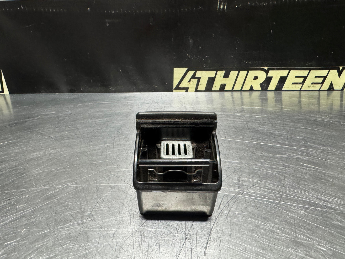 92-95 HONDA CIVIC ARMEST CENTER CONSOLE REAR ASH TRAY 88321-SB3-9500 OEM #N679