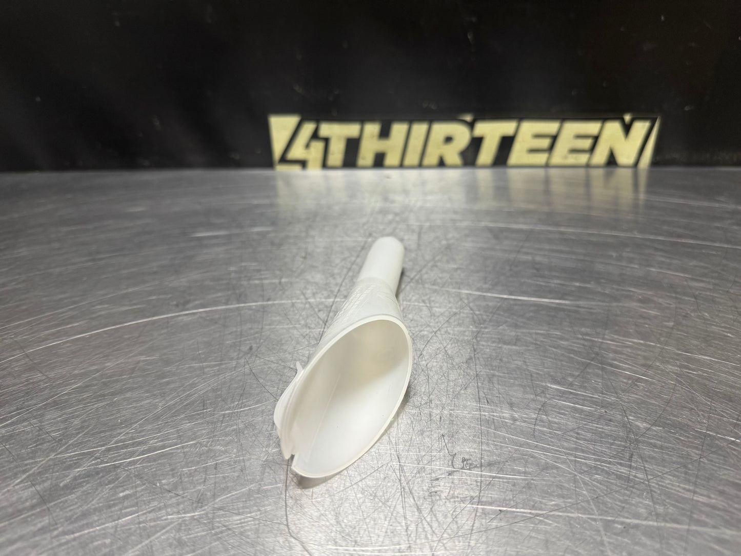 10-14 FORD MUSTANG EMERGENCY FUEL FILLING FUNNEL 8U5A-17B068-AD OEM #N603