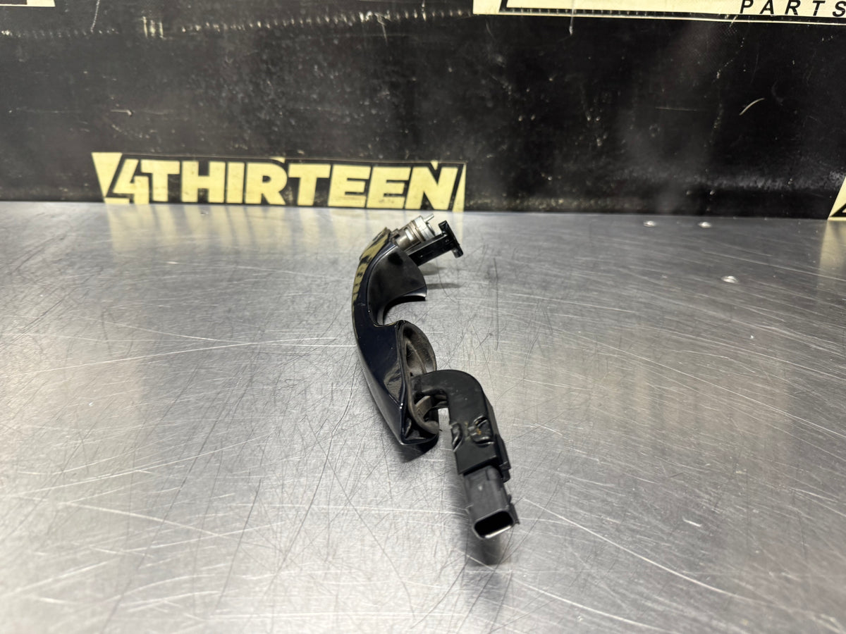 18-23 FORD MUSTANG GT LH DRIVER SIDE EXTERIOR DOOR HANDLE BLUE OEM #V81