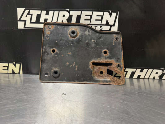 99-07 CHEVROLET SILVERADO BATTERY TRAY 15735435 OEM #N204