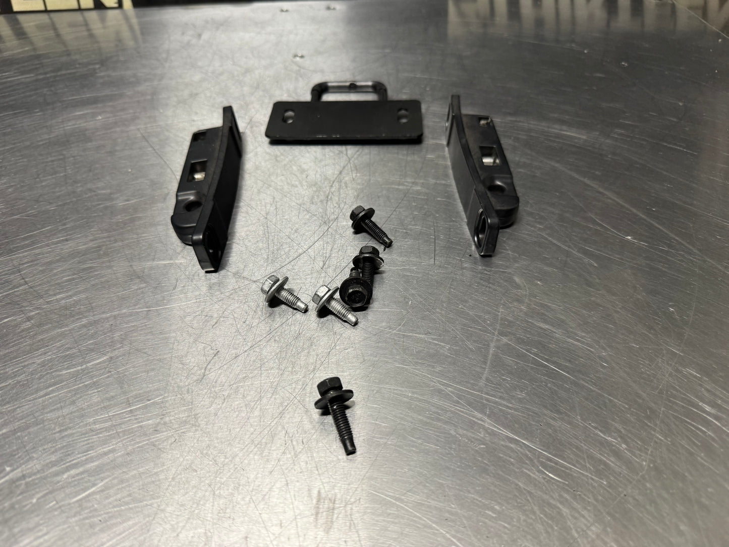 97-04 C5 CORVETTE TARGA TOP STRIKER SET OEM #N190