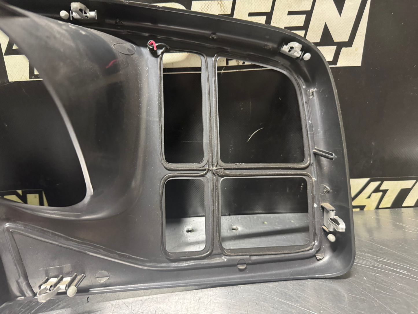 03-06 CHEVY SILVERADO GMC SIERRA GAUGE CLUSTER DASH BEZEL WOOD GRAIN OEM #N563
