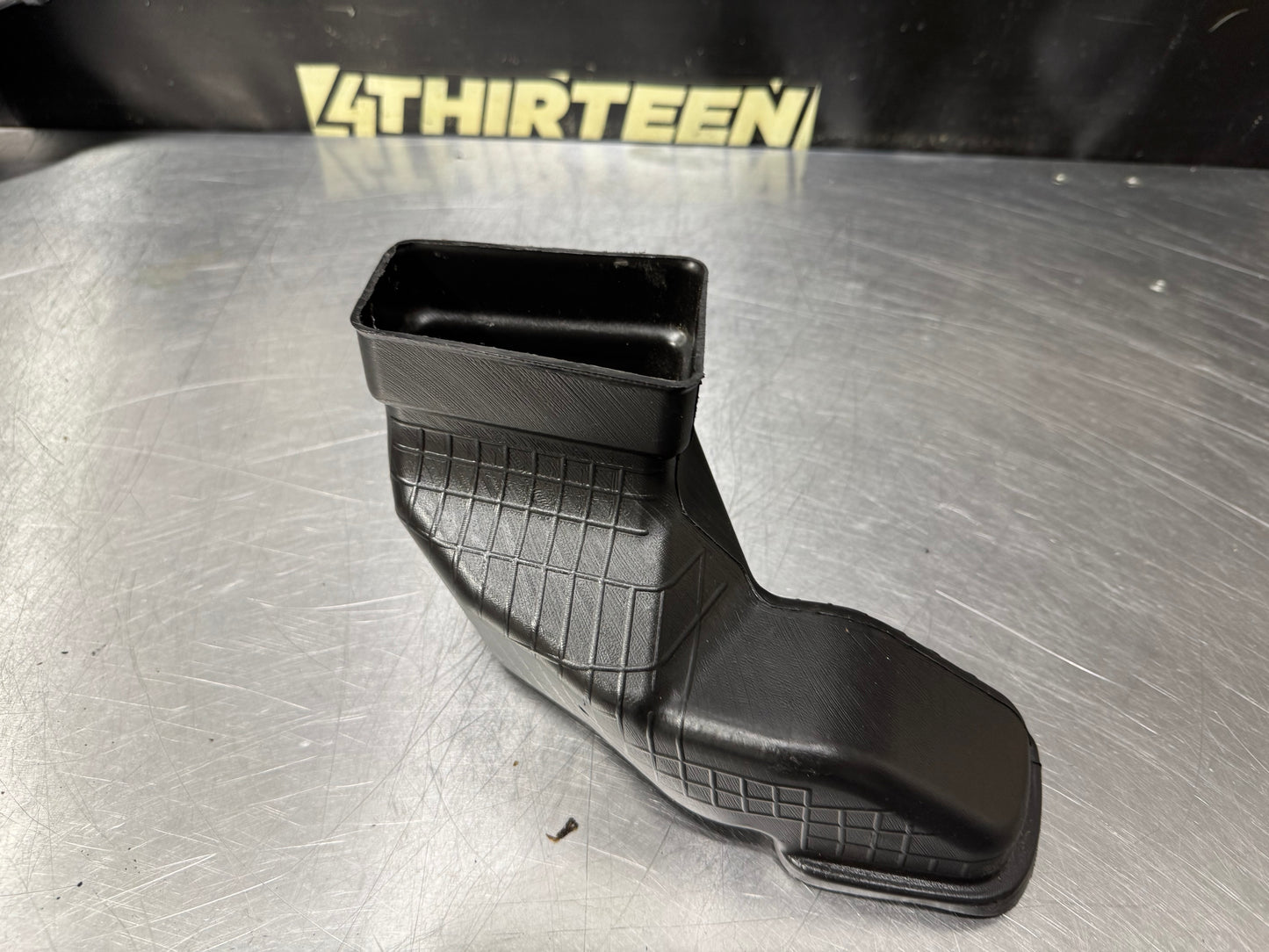 04-06 GTO AIR VENT BUNDLE #N745