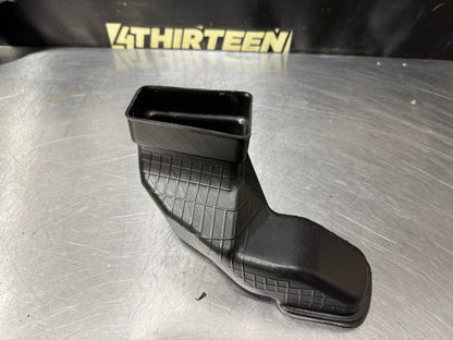 04-06 GTO AIR VENT BUNDLE #N745