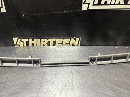 04-06 PONTIAC GTO UPPER REAR CENTER BUMPER BRACKET 92049262 OEM #N400