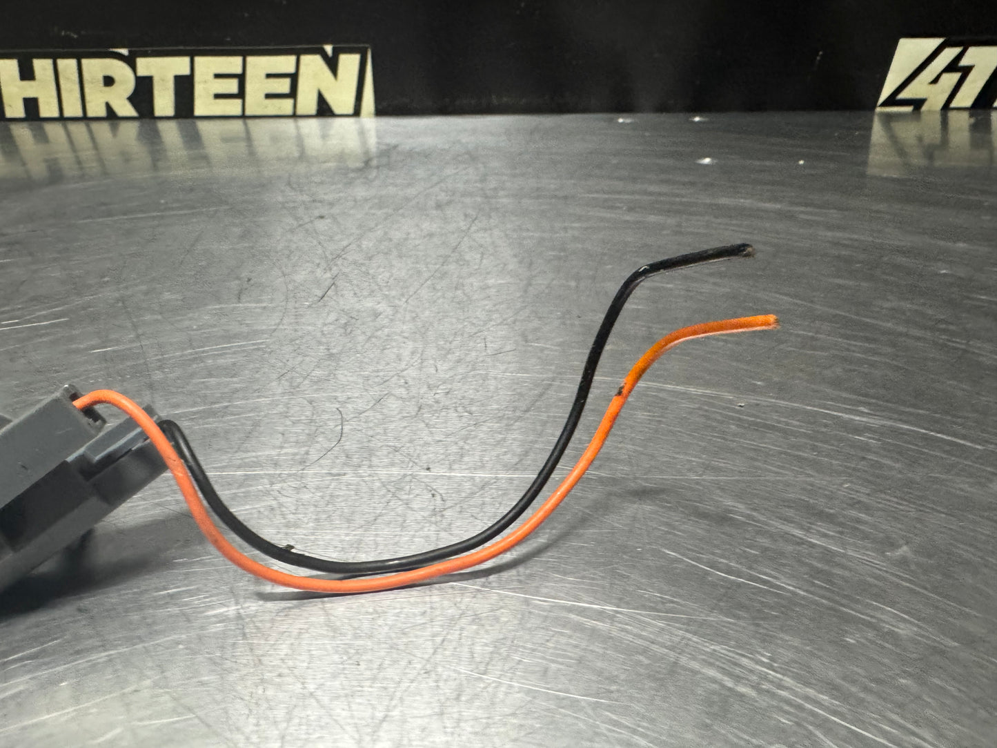 97-04 C5 CORVETTE LIGHTER PIGTAIL OEM #N361