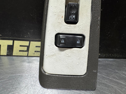 03-07 CHEVY SILVERADO 1500 RH PASSENGER WINDOW SWITCH 10398574 OEM #N758