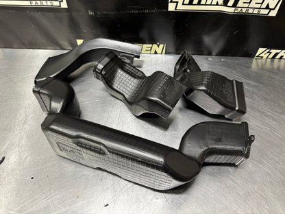 04-06 GTO AIR VENT BUNDLE #N745