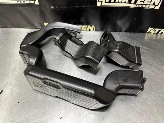 04-06 GTO AIR VENT BUNDLE #N745