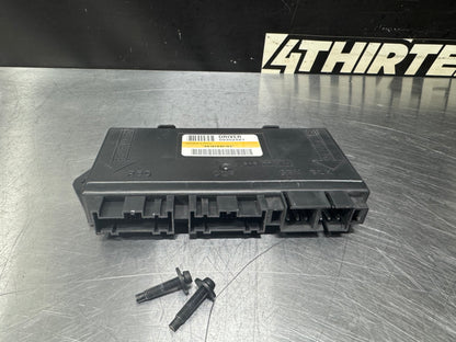 1997-1999 C5 CORVETTE LH DRIVER SIDE DOOR CONTROL MODULE 09357881 USED OEM #L488