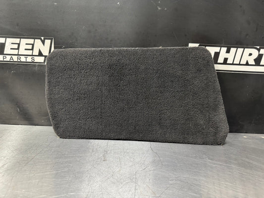 97-04 C5 CORVETTE PASSENGER FOOTWELL CARPET TRIM OEM 10352378 #L335