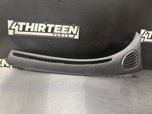04-06 PONTIAC GTO RH DASH COWL TRIM OEM 92105076 #L377