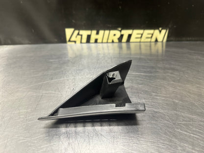 04-06 GTO PASSENGER RH SIDE DOOR PANEL MIRROR VENT TRIM OEM 92091111 #N618