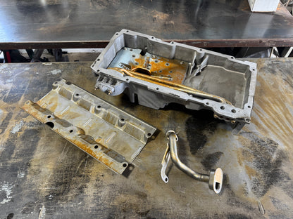 04-06 PONTIAC GTO OIL PAN LS1 LS2 OEM 5.7 6.0 FRONT SUMP OEM AND TRAY #N79