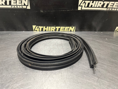 1997-2004 CORVETTE C5 CONVERTIBLE TRUNK / DECK LID WEATHER STRIP SEAL OEM #N513