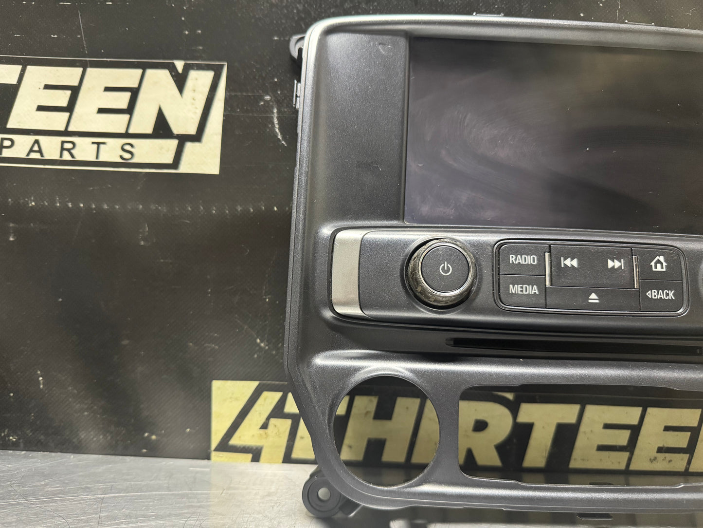 14-18 CHEVY SILVERADO GMC SIERRA CENTER DASH RADIO DISPLAY 815372982 OEM #N598