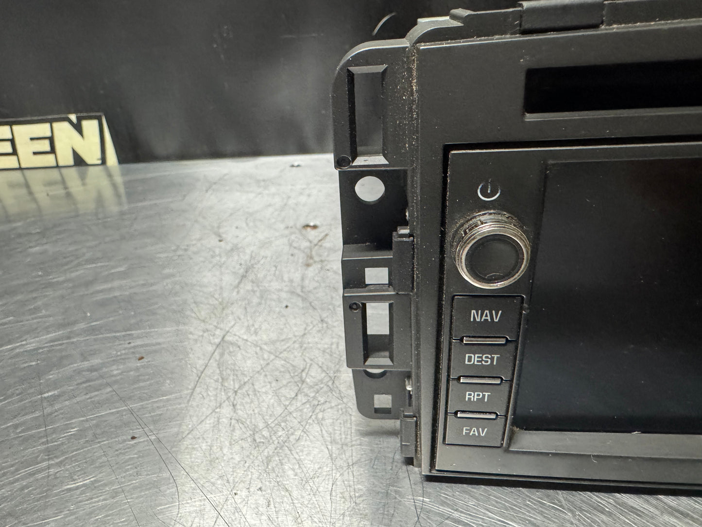07-14 GMC CHEVY CADILLAC BUICK AM FM RADIO CD NAVI 22776896 OEM #N205