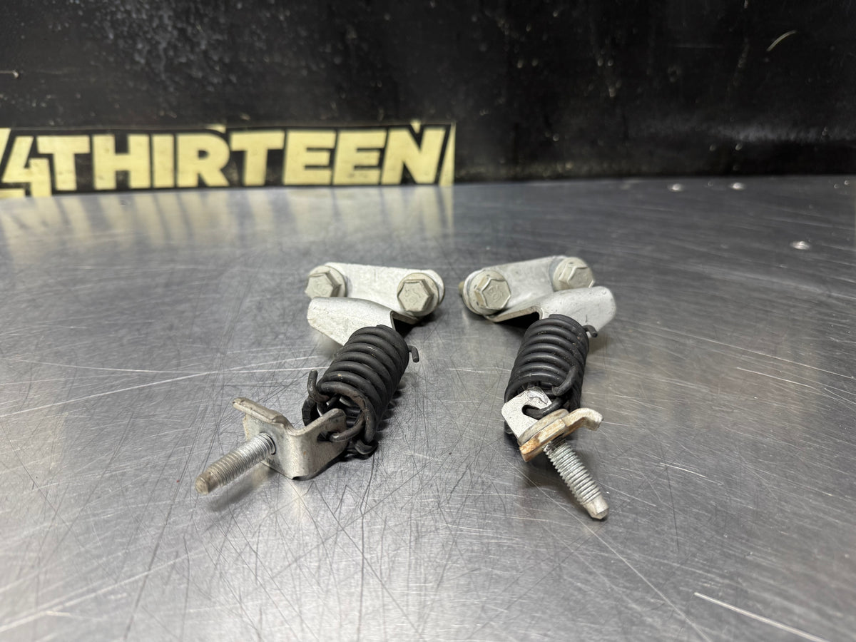 97-04 C5 CORVETTE SPRING EXHAUST HANGERS OEM #X29