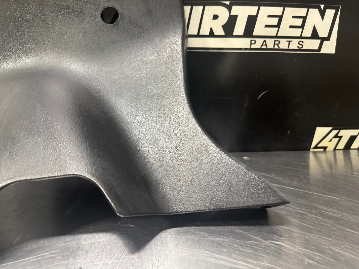 97-04 C5 CORVETTE LEFT LH B PILLAR QUARTER TRIM PANEL OEM 10269544 #N342