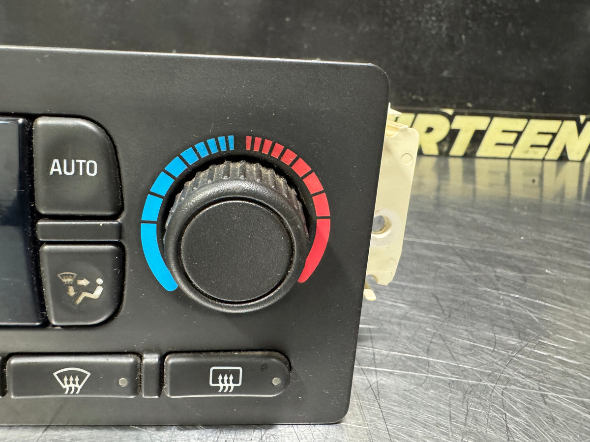 03-06 CHEVROLET SILVERADO CLIMATE CONTROL MODULE 10367041 OEM #N982
