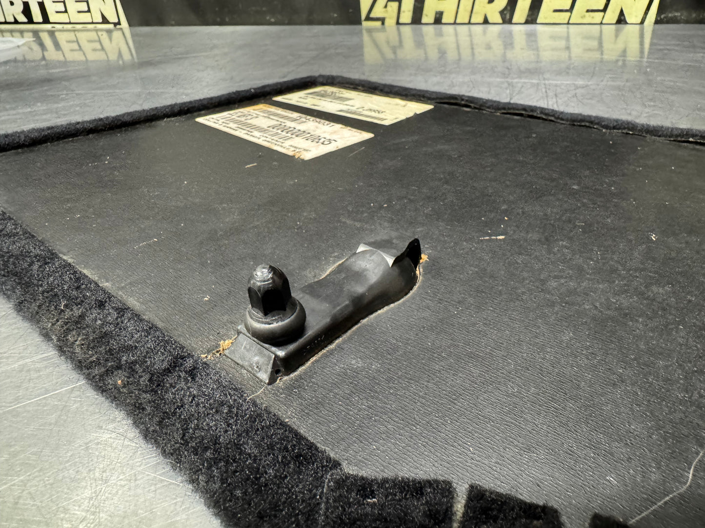 97-04 C5 CORVETTE REAR STORAGE COVER PASSENGER SIDE #N780