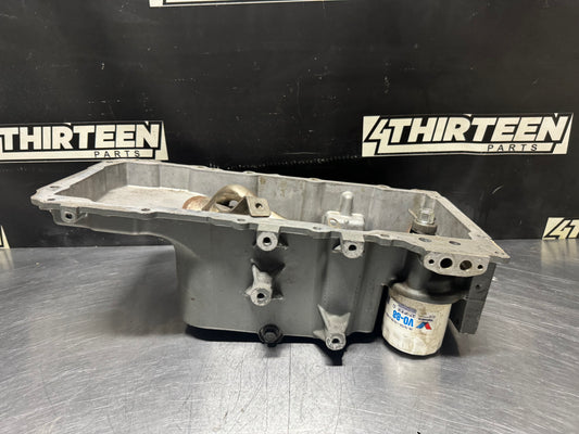 10-15 CHEVY CAMARO LS3 6.2L OIL PAN W/ OIL PICK UP AND WINDAGE TRAY OEM #N413