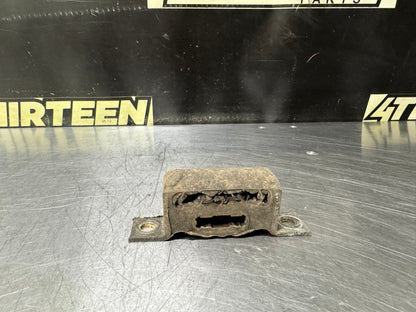 1997-2004 C5 CORVETTE REAR RUBBER EXHAUST HANGER #N886