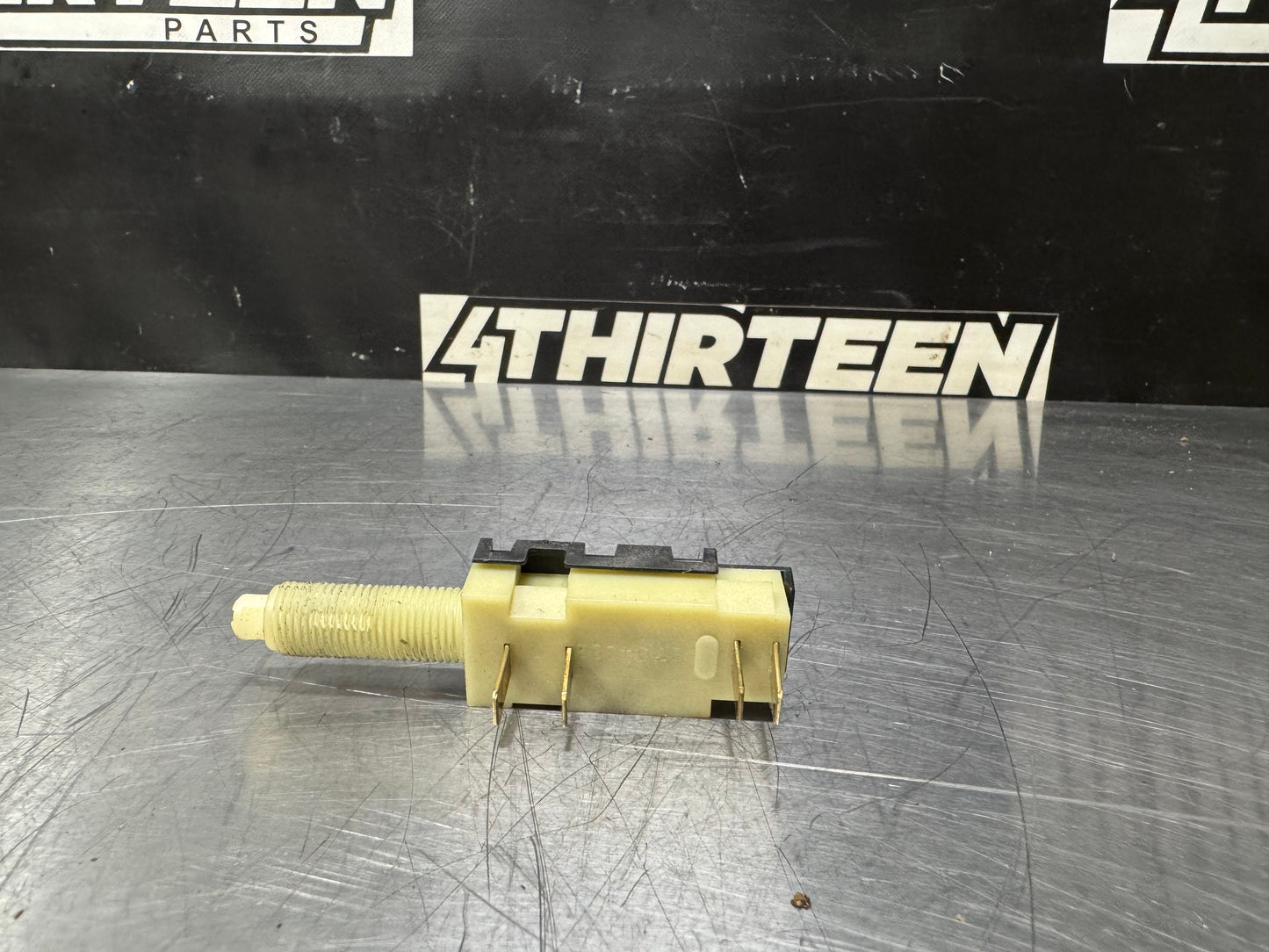 04-06 PONTIAC GTO BRAKE STOP LIGHT SWITCH OEM #L455