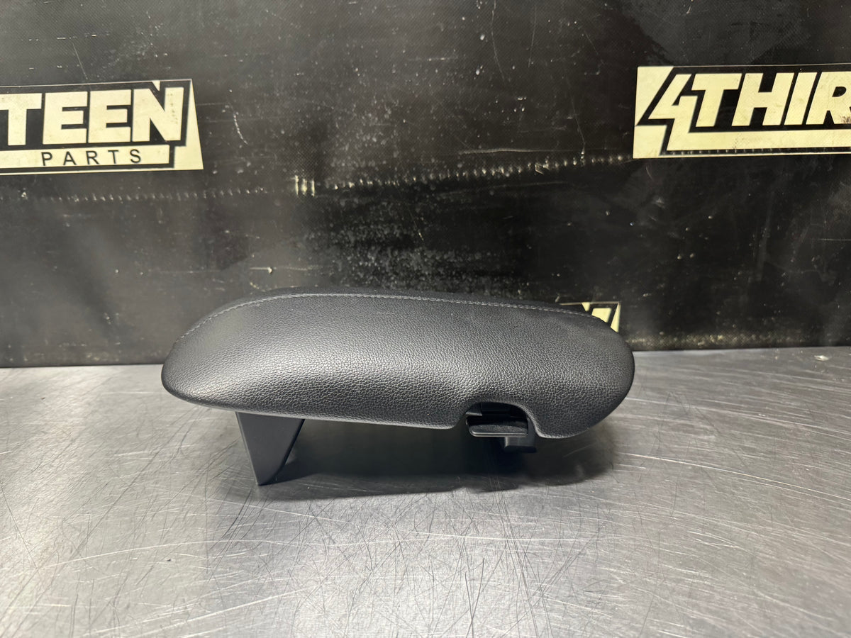 15-17 FORD MUSTANG GT CONSOLE ARMREST LID COVER LEATHER OEM #V3